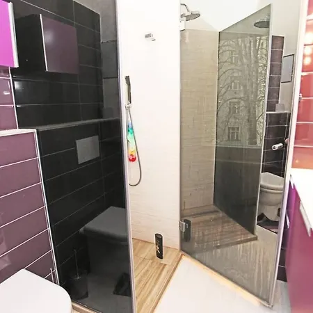 Stylish River-view *