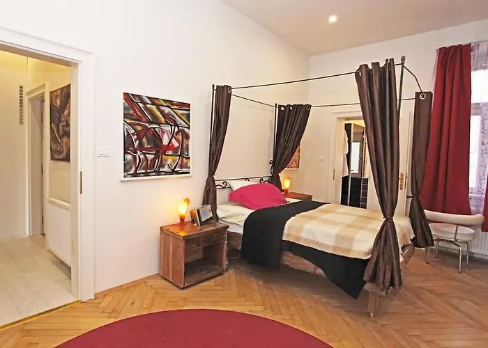 Apartment Stylish River-view *